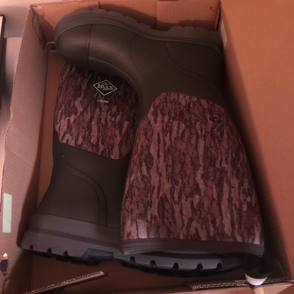 Men’s Chore Muck Boots Tall Size 12 NWT